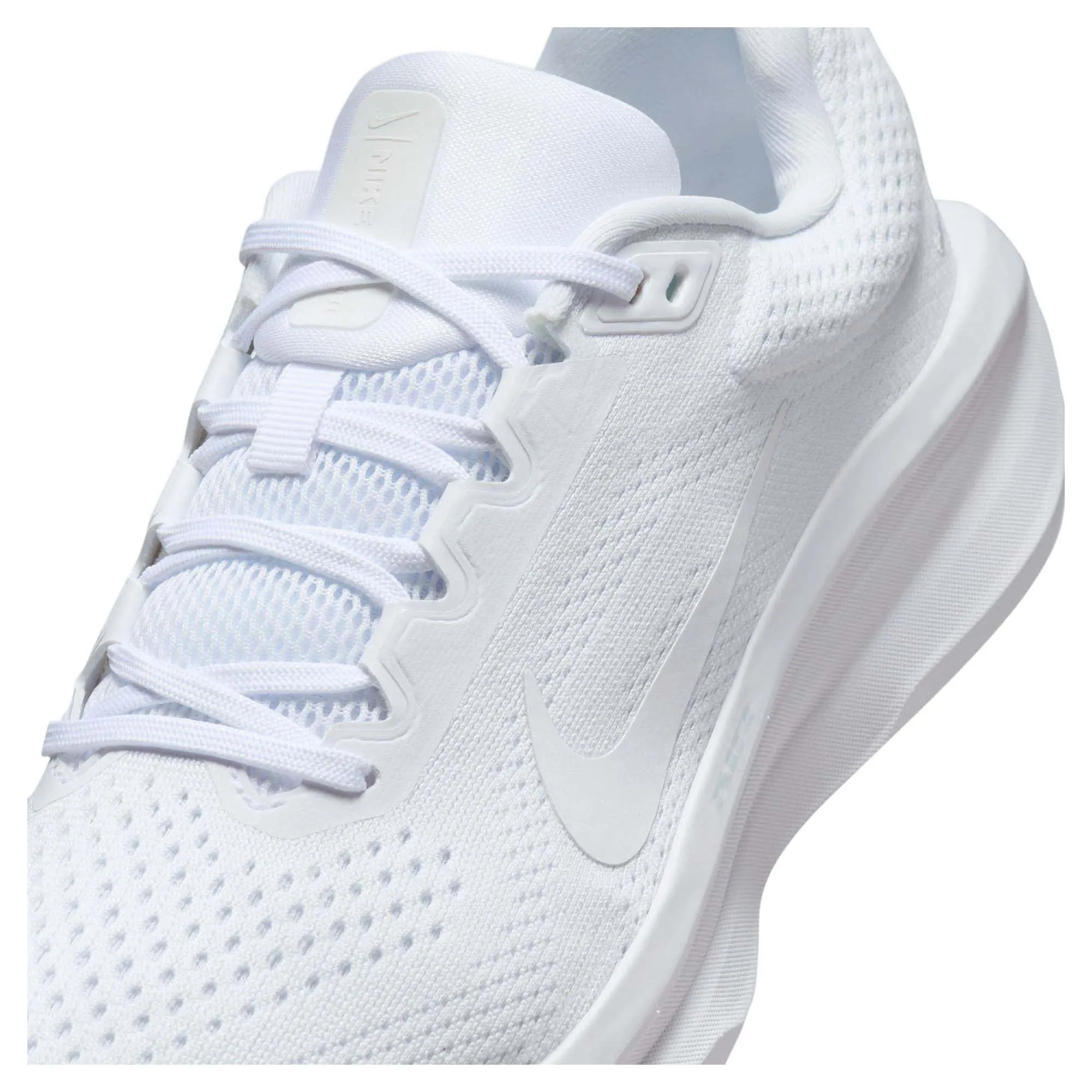 Winflo 11 Women's Road Running Shoes Trendy styles