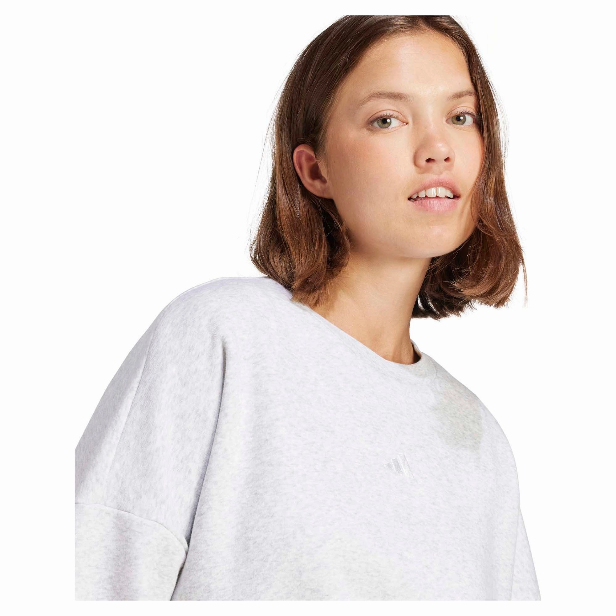 Women's Essentials Feel Cozy Sweatshirt Fashionable styles