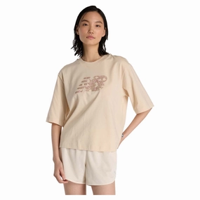 Women's Flower Logo Crew T-Shirt Comfortable attire Versatile fashion