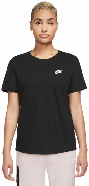 Women's Sportswear Club Essentials T-Shirt Fashionable styles Modern wear