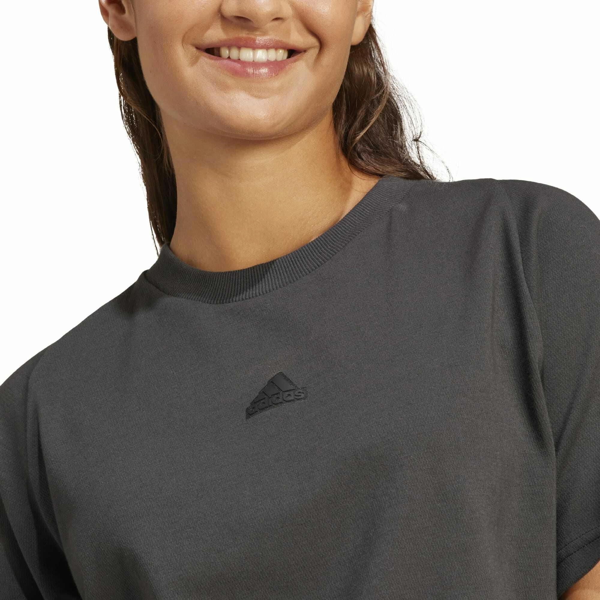 Women's Z.N.E. T-Shirt Fashion trends